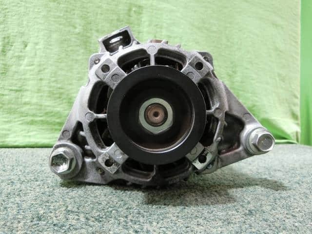 Alternator TOYOTA Pixis 2022 3BD-S700M 27060B5030 - Image 3