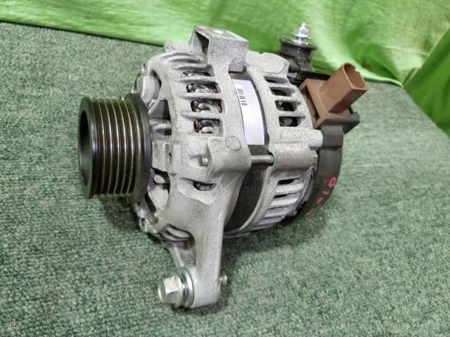 Alternator TOYOTA Pixis 2022 3BD-S700M 27060B5030 - Image 2