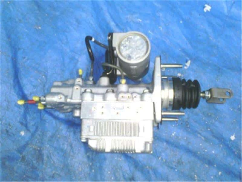 Brake Booster TOYOTA Prius Alpha 2012 DAA-ZVW41W 4705047100 - Image 2
