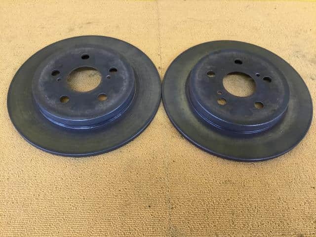 Rear Disk Rotor TOYOTA Prius 2016 DAA-ZVW55 4243112310